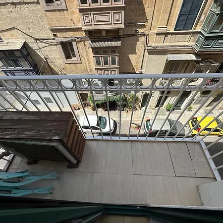 Bentley * إيل فورجانا