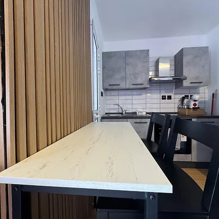 Bentley アパート *