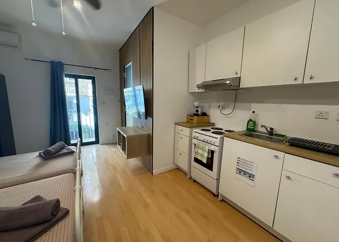 Bentley * إيل فورجانا