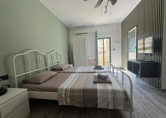 Bentley * إيل فورجانا